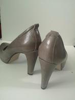 Taupekleurige leren pumps van het merk 
Noë model Nabla, Ophalen of Verzenden, Bruin