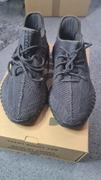 Yeezy 350 V2 Non-Reflective Black - Maat 46, Kleding | Heren, Zwart, Ophalen of Verzenden, Sneakers of Gympen, Yeezy Boost 350 V2