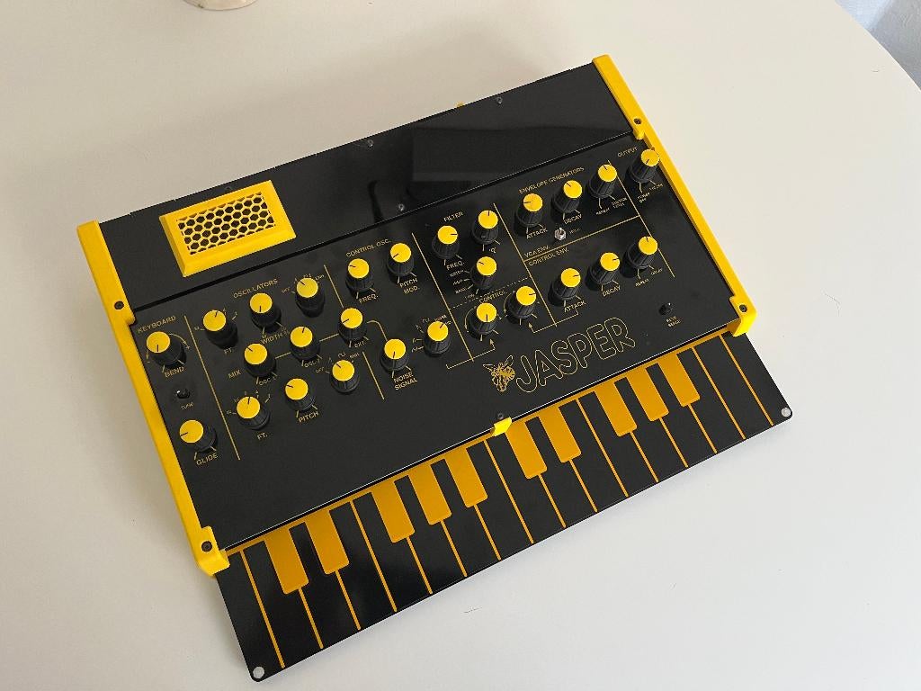 Jasper Synth (Wasp Clone), Muziek en Instrumenten, Ophalen of Verzenden, Zo goed als nieuw, Overige aantallen, Overige merken