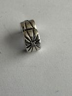 Pandora clip met zirkonia steentje, Sieraden, Tassen en Uiterlijk, Bedels, Pandora, Ophalen of Verzenden, Zo goed als nieuw, 1 bedel