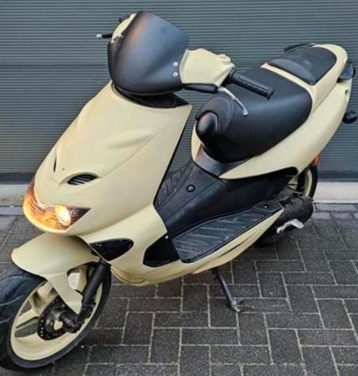 Aprilia Sr 50 minarelli horizontaal blok, Fietsen en Brommers, Scooters | Aprilia, Gebruikt, SR 50, Benzine, Ophalen of Verzenden
