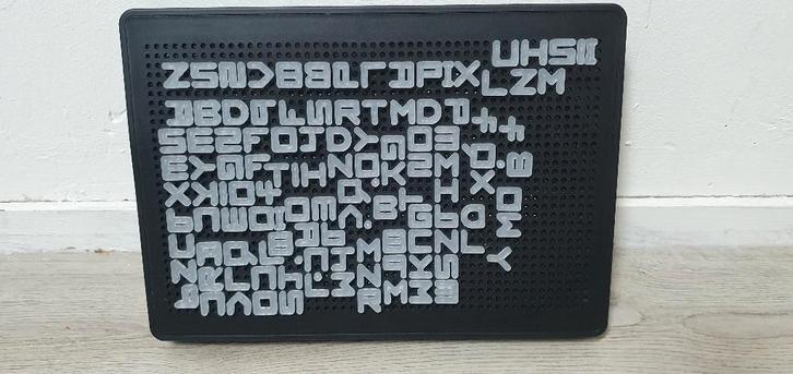 te koop zwarte kunstoffen letter bak met licht 30 x 4 x 21, Huis en Inrichting, Woonaccessoires | Wanddecoraties, Nieuw, Ophalen of Verzenden