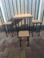 Industriële bartafel met krukken, Huis en Inrichting, Tafels | Statafels, Ophalen of Verzenden, Zo goed als nieuw