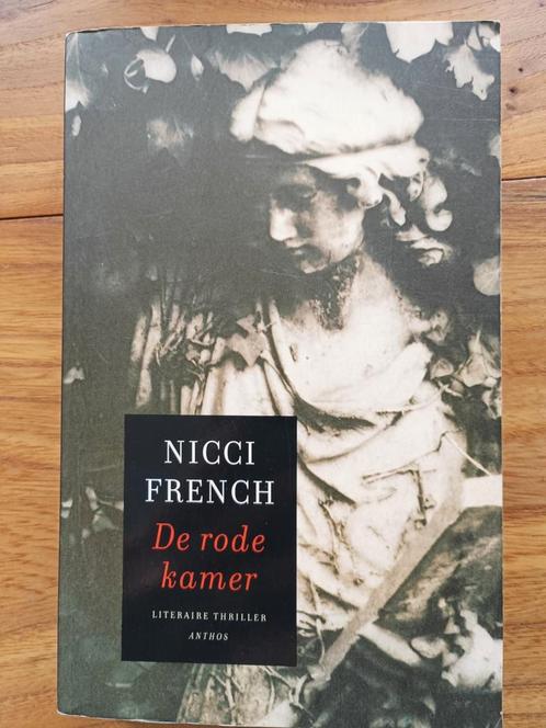 Nicci French De rode kamer, Boeken, Thrillers, Gelezen, Europa overig, Ophalen of Verzenden
