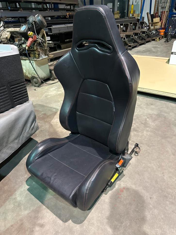 Auto Style Kuipstoel Rechts - als nieuw, Auto-onderdelen, Interieur en Bekleding, Universele onderdelen, Gebruikt, Ophalen of Verzenden