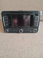 Auto radio/ navigatie met code., Auto diversen, Autoradio's, Ophalen of Verzenden