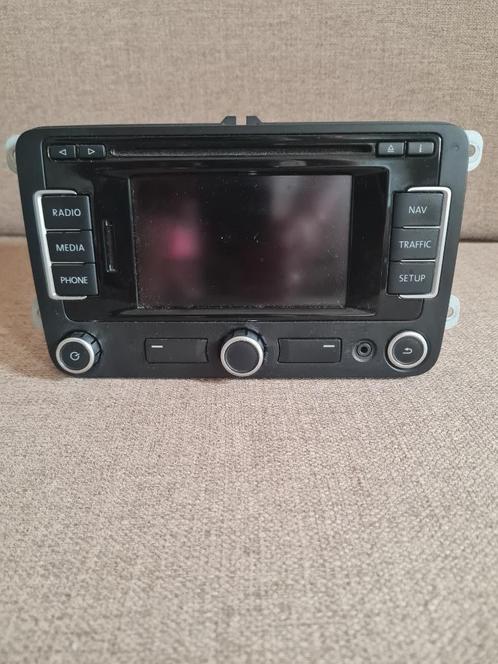 Auto radio/ navigatie met code., Auto diversen, Autoradio's, Ophalen of Verzenden