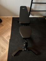 Gym bench met attachments, Ophalen, Krachtstation, Zo goed als nieuw, Metaal