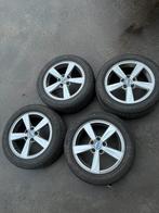 Volvo V40 16 inch Winterband (gebruikt) op lichtmetalen velg, Auto-onderdelen, Banden en Velgen, Ophalen, Velg(en), 16 inch, 205 mm