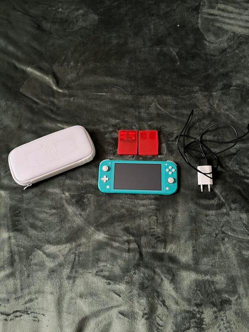 Nintendo switch lite met 2 trending spellen., Spelcomputers en Games, Spelcomputers | Nintendo Switch Lite, Zo goed als nieuw