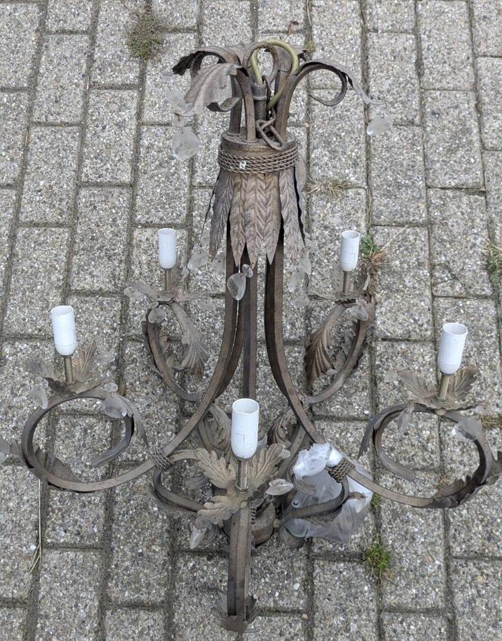 Mooie vintage metalen kroonluchter met kristalaccenten, Huis en Inrichting, Lampen | Kroonluchters, Gebruikt, Glas, Metaal, Ophalen