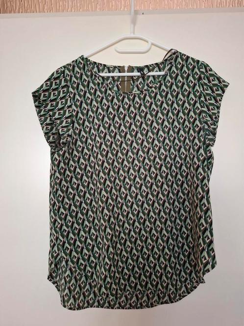 Only groene top maat M, Kleding | Dames, Tops, Zo goed als nieuw, Maat 38/40 (M), Groen, Korte mouw, Ophalen of Verzenden