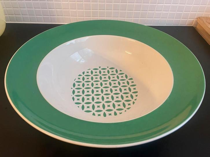 Ikea TRENDIG, grote groene schaal ø36 , 2013, Huis en Inrichting, Woonaccessoires | Schalen en Manden, Zo goed als nieuw, Schaal