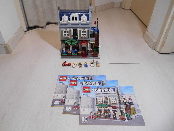 Lego 10243 Parisian Restaurant Compleet met boekjes, Kinderen en Baby's, Speelgoed | Duplo en Lego, Zo goed als nieuw, Lego, Complete set