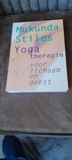 Mukunda Stiles Yoga therapie, Boeken, Ophalen of Verzenden, Zo goed als nieuw, Meditatie of Yoga, Instructieboek