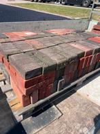 400 stuks gevelstenen kleur rood en zwart., Doe-het-zelf en Verbouw, Ophalen of Verzenden, Zo goed als nieuw, Bakstenen