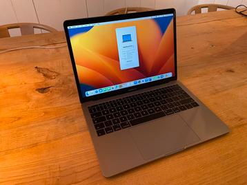 MacBook Pro 13 inch i5 8gb 512GB A1708 beschikbaar voor biedingen