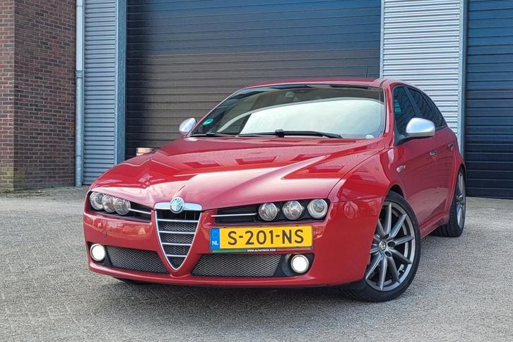 Alfa Romeo 159 ti 1.750 TBI  200PK 2010 Rood, Auto's, Alfa Romeo, Particulier, ABS, Achteruitrijcamera, Airbags, Airconditioning