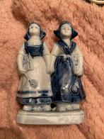 Delfts Blauw Beeldje Twee Meisjes, Antiek en Kunst, Antiek | Keramiek en Aardewerk, Ophalen of Verzenden