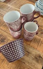 Servies: 6 bekers / mokken en een schaaltje, Ophalen, Gebruikt, Overige stijlen, Kop(pen) en/of Schotel(s)