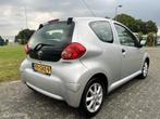 Toyota Aygo 1.0-12V /APK / NAP / Airco / Cruise /, Voorwielaandrijving, Stof, Gebruikt, 4 stoelen