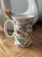 Balmoral castle bone china vintage flower mug, Overige stijlen, Kop(pen) en/of Schotel(s), Ophalen of Verzenden, Zo goed als nieuw