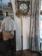 Antieke bronzen kapstok nummer 2, Ophalen