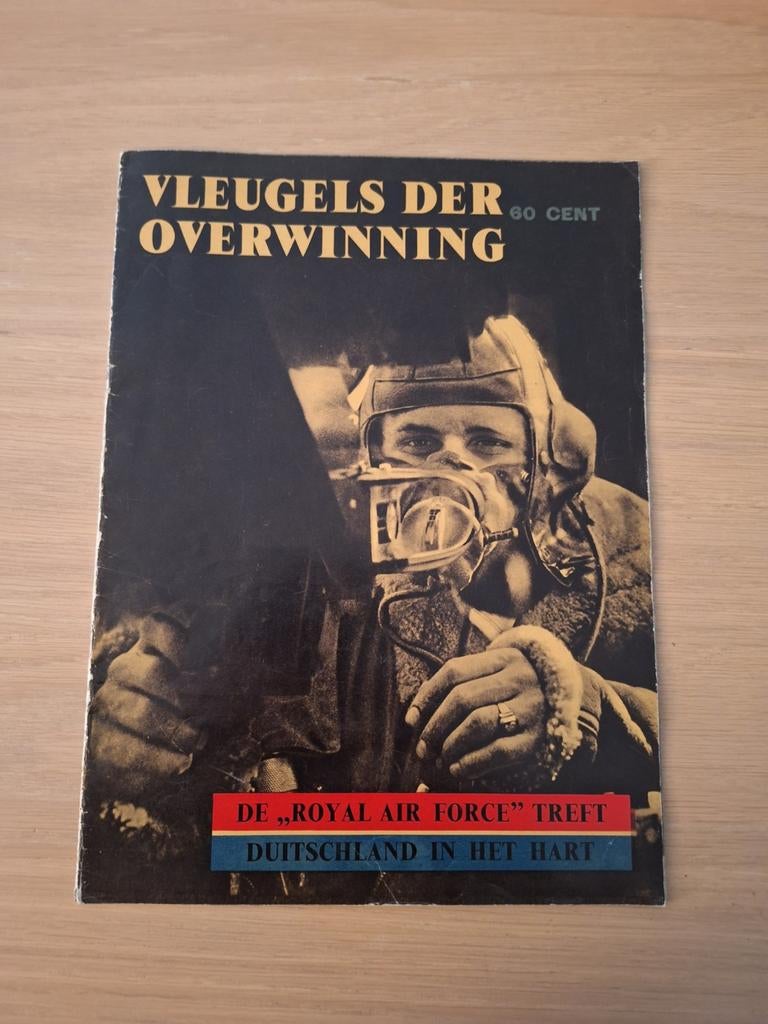 Te koop, Verzamelen, Militaria | Tweede Wereldoorlog, Ophalen of Verzenden, Nederland, Boek of Tijdschrift