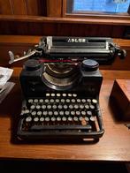 Antieke Adler typemachine, Ophalen, Gebruikt