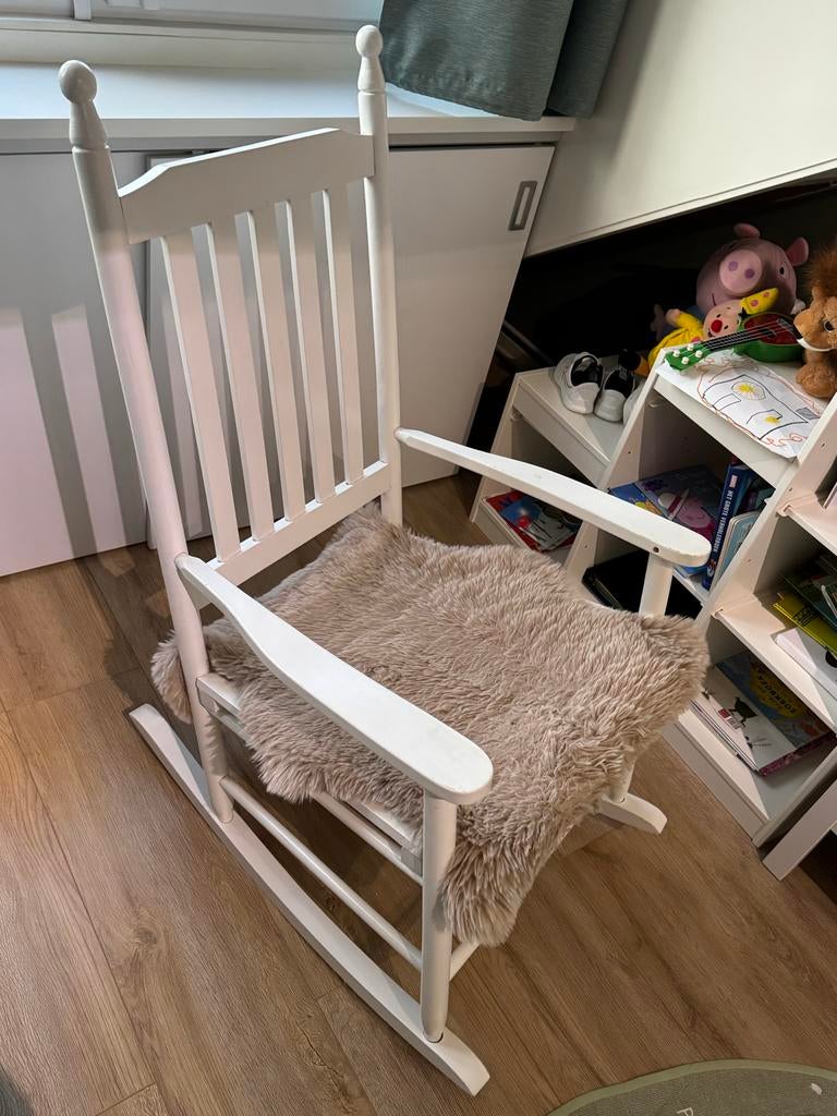 Leuke schommelstoel!, Ophalen, Zo goed als nieuw, Stoel