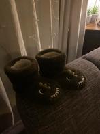 Dino sloffen maat 26-27 - zo goed als nieuw, Kinderen en Baby's, Kinderspulletjes, Ophalen, Zo goed als nieuw