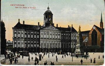 AMSTERDAM - DAM / KON PALEIS en N. KERK met TRAM beschikbaar voor biedingen