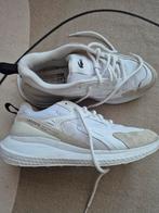 Lacoste Sneakers Maat 43, Kleding | Heren, Schoenen, Ophalen of Verzenden, Sneakers of Gympen, Gedragen, Wit