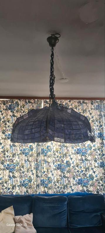 Tiffany glas in lood hanglamp. Paars/lila. 1 meter  breed.  beschikbaar voor biedingen