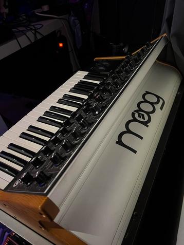 MOOG SubSequent 37 - zgan beschikbaar voor biedingen