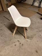 Witte eetkamerstoel met zitvulling 2 - 4 of 6 stuks, Huis en Inrichting, Wit, Zo goed als nieuw, Vijf, Zes of meer stoelen, Ophalen