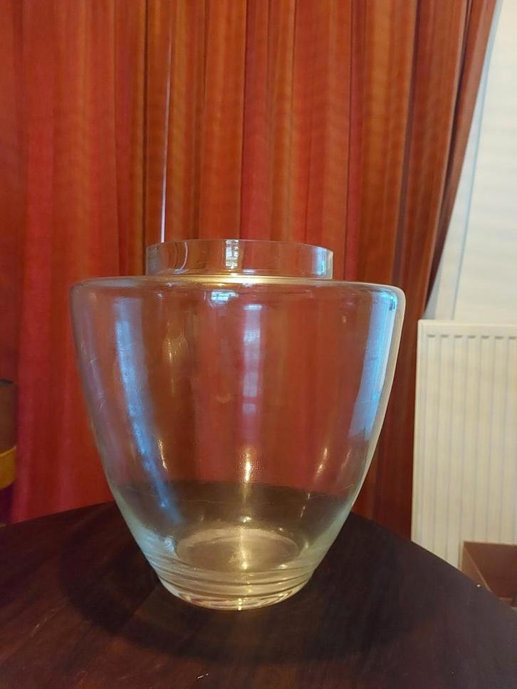Grote glazen vaas, Huis en Inrichting, Woonaccessoires | Vazen, Zo goed als nieuw, Overige kleuren, Minder dan 50 cm, Glas, Ophalen of Verzenden
