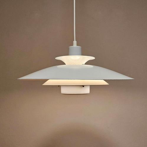 Vintage Deens design Jeka Hanglamp in wit - Schalenlamp, Huis en Inrichting, Lampen | Hanglampen, Zo goed als nieuw, Minder dan 50 cm