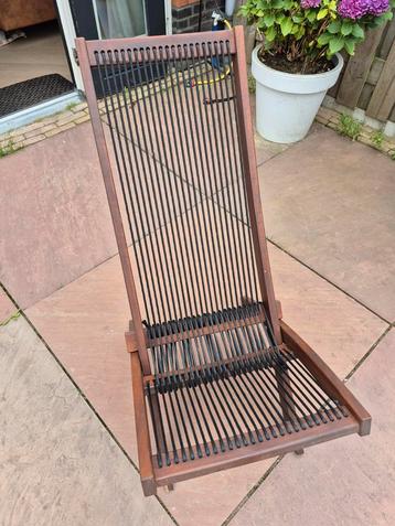 Twee Ikea Brommo Deckchairs - Hout en Touw beschikbaar voor biedingen