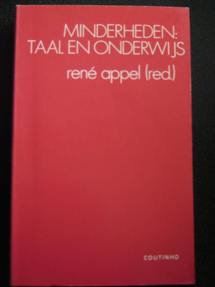 Minderheden Taal en Onderwijs, Boeken, Studieboeken en Cursussen, Gelezen, HBO, Ophalen of Verzenden