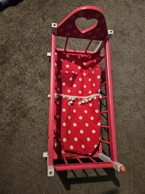 Babybedje met deken en kussentje, Kinderen en Baby's, Speelgoed | Poppen, Gebruikt, Babypop, Ophalen