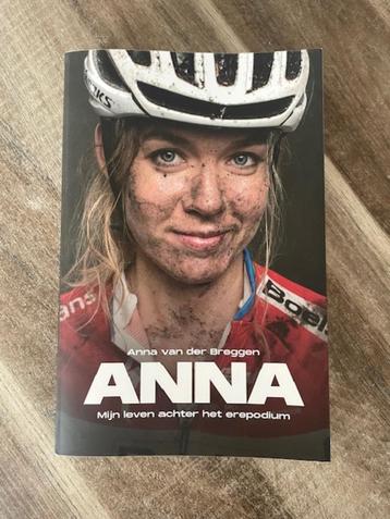 Leesboeken over ziekte, wielrennen, commando beschikbaar voor biedingen