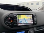 Toyota Yaris 1.5 Hybrid Dynamic / Camera / Navi / Clima / Cr, Auto's, Toyota, Gebruikt, 4 cilinders, Met garantie (alle), Wit