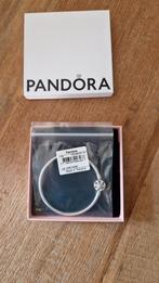 Pandora Moments Sparkling Snowflake Clasp Bangle 19cm, Ophalen of Verzenden, Nieuw, Zilver, Zilver