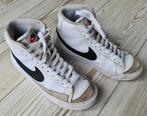 Nike Blazer Mid '77, maat 36, Schoenen, Jongen of Meisje, Gebruikt, Ophalen of Verzenden