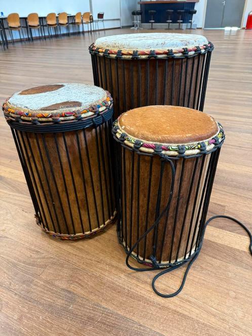 Afrikaanse bastrommels (doundoun), Muziek en Instrumenten, Percussie, Zo goed als nieuw, Trommel, Ophalen