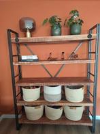 Prachtige kast van mango hout, Ophalen, Zo goed als nieuw