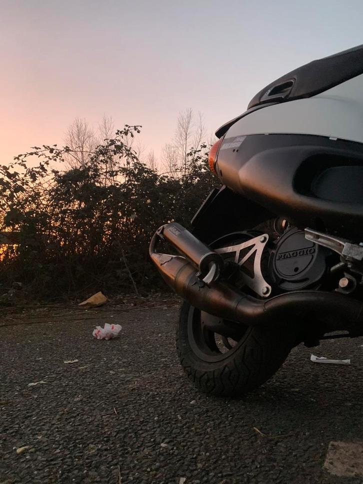 Piaggio Zip SP1 (SP98), Fietsen en Brommers, Scooters | Piaggio, Gebruikt, Zip, Maximaal 45 km/u, Benzine, Ophalen