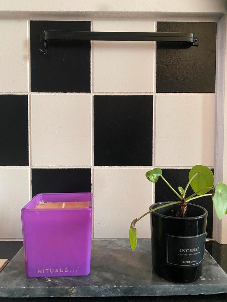 Rituals of holi badolie kaars , 125 gram nieuw, Sieraden, Tassen en Uiterlijk, Uiterlijk | Lichaamsverzorging, Nieuw, Bad & Douche