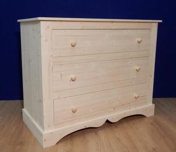 Houten ladencommode met 3 ruime lades beschikbaar voor biedingen